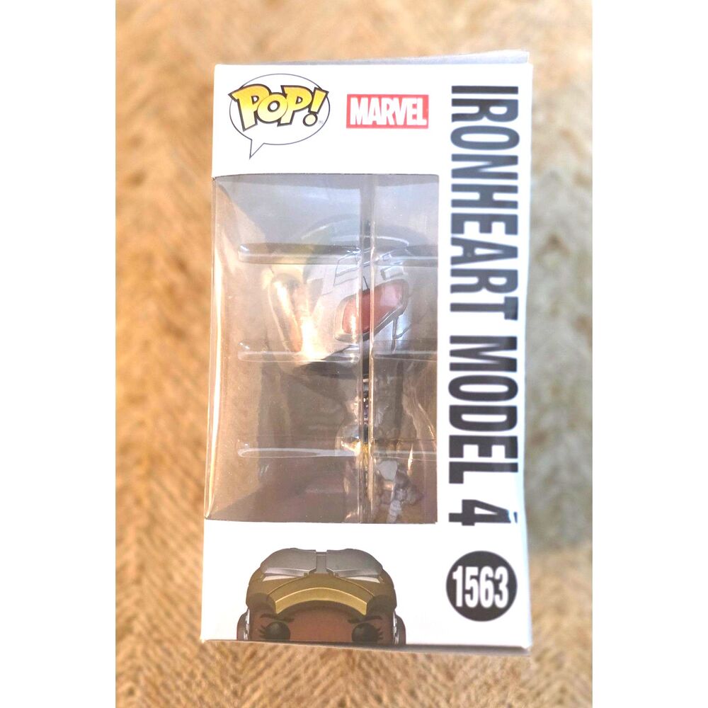 Funko Pop! Marvel Television Ironheart Model 4 #1563 Vinyl Bobblehead - Picture 2 of 6